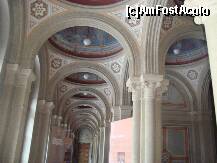 [P08] Cernauţi - In interiorul Universitătii » foto by popescu.borsa*
 - 
<span class="allrVoted glyphicon glyphicon-heart hidden" id="av181817"></span>
<a class="m-l-10 hidden" id="sv181817" onclick="voting_Foto_DelVot(,181817,8421)" role="button">șterge vot <span class="glyphicon glyphicon-remove"></span></a>
<a id="v9181817" class=" c-red"  onclick="voting_Foto_SetVot(181817)" role="button"><span class="glyphicon glyphicon-heart-empty"></span> <b>LIKE</b> = Votează poza</a> <img class="hidden"  id="f181817W9" src="/imagini/loader.gif" border="0" /><span class="AjErrMes hidden" id="e181817ErM"></span>