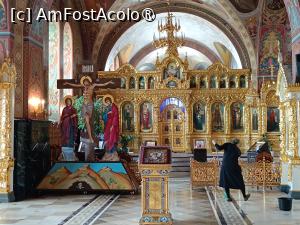 [P15] Mănăstirea Bănceni, Catredrala „Sf. Treime”, Altarul secundar din stânga » foto by mprofeanu
 - 
<span class="allrVoted glyphicon glyphicon-heart hidden" id="av1504201"></span>
<a class="m-l-10 hidden" id="sv1504201" onclick="voting_Foto_DelVot(,1504201,8421)" role="button">șterge vot <span class="glyphicon glyphicon-remove"></span></a>
<a id="v91504201" class=" c-red"  onclick="voting_Foto_SetVot(1504201)" role="button"><span class="glyphicon glyphicon-heart-empty"></span> <b>LIKE</b> = Votează poza</a> <img class="hidden"  id="f1504201W9" src="/imagini/loader.gif" border="0" /><span class="AjErrMes hidden" id="e1504201ErM"></span>