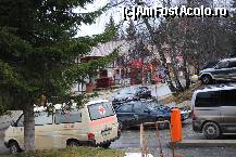[P03] Poza facuta in centrul statiunii. vedeti ca se parcheaza si pe margine. In fata magazinul central... » foto by droniucm
 - 
<span class="allrVoted glyphicon glyphicon-heart hidden" id="av182638"></span>
<a class="m-l-10 hidden" id="sv182638" onclick="voting_Foto_DelVot(,182638,8446)" role="button">șterge vot <span class="glyphicon glyphicon-remove"></span></a>
<a id="v9182638" class=" c-red"  onclick="voting_Foto_SetVot(182638)" role="button"><span class="glyphicon glyphicon-heart-empty"></span> <b>LIKE</b> = Votează poza</a> <img class="hidden"  id="f182638W9" src="/imagini/loader.gif" border="0" /><span class="AjErrMes hidden" id="e182638ErM"></span>