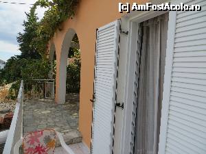 [P27] Pe balcon » foto by valyionsc
 - 
<span class="allrVoted glyphicon glyphicon-heart hidden" id="av497026"></span>
<a class="m-l-10 hidden" id="sv497026" onclick="voting_Foto_DelVot(,497026,8483)" role="button">șterge vot <span class="glyphicon glyphicon-remove"></span></a>
<a id="v9497026" class=" c-red"  onclick="voting_Foto_SetVot(497026)" role="button"><span class="glyphicon glyphicon-heart-empty"></span> <b>LIKE</b> = Votează poza</a> <img class="hidden"  id="f497026W9" src="/imagini/loader.gif" border="0" /><span class="AjErrMes hidden" id="e497026ErM"></span>