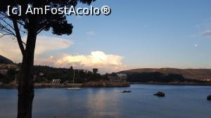 [P07] Vederea golfului de pe terasa restaurantului » foto by MoniQ69
 - 
<span class="allrVoted glyphicon glyphicon-heart hidden" id="av1003205"></span>
<a class="m-l-10 hidden" id="sv1003205" onclick="voting_Foto_DelVot(,1003205,8483)" role="button">șterge vot <span class="glyphicon glyphicon-remove"></span></a>
<a id="v91003205" class=" c-red"  onclick="voting_Foto_SetVot(1003205)" role="button"><span class="glyphicon glyphicon-heart-empty"></span> <b>LIKE</b> = Votează poza</a> <img class="hidden"  id="f1003205W9" src="/imagini/loader.gif" border="0" /><span class="AjErrMes hidden" id="e1003205ErM"></span>