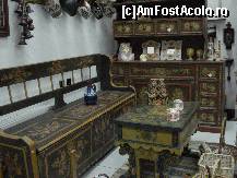 [P45] Bucuresti - Muzeul satului - in magazinul muzeului. » foto by Diaura*
 - 
<span class="allrVoted glyphicon glyphicon-heart hidden" id="av321809"></span>
<a class="m-l-10 hidden" id="sv321809" onclick="voting_Foto_DelVot(,321809,8488)" role="button">șterge vot <span class="glyphicon glyphicon-remove"></span></a>
<a id="v9321809" class=" c-red"  onclick="voting_Foto_SetVot(321809)" role="button"><span class="glyphicon glyphicon-heart-empty"></span> <b>LIKE</b> = Votează poza</a> <img class="hidden"  id="f321809W9" src="/imagini/loader.gif" border="0" /><span class="AjErrMes hidden" id="e321809ErM"></span>