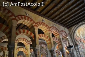 [P63] Mezquita sau catedrala- moschee din Cordoba » foto by mirmicu
 - 
<span class="allrVoted glyphicon glyphicon-heart hidden" id="av1076156"></span>
<a class="m-l-10 hidden" id="sv1076156" onclick="voting_Foto_DelVot(,1076156,8504)" role="button">șterge vot <span class="glyphicon glyphicon-remove"></span></a>
<a id="v91076156" class=" c-red"  onclick="voting_Foto_SetVot(1076156)" role="button"><span class="glyphicon glyphicon-heart-empty"></span> <b>LIKE</b> = Votează poza</a> <img class="hidden"  id="f1076156W9" src="/imagini/loader.gif" border="0" /><span class="AjErrMes hidden" id="e1076156ErM"></span>