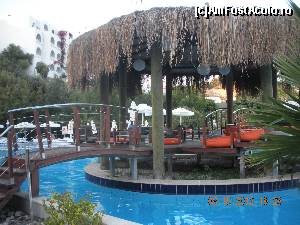 [P22] aceeasi piscina...  » foto by artemisa24
 - 
<span class="allrVoted glyphicon glyphicon-heart hidden" id="av574518"></span>
<a class="m-l-10 hidden" id="sv574518" onclick="voting_Foto_DelVot(,574518,8524)" role="button">șterge vot <span class="glyphicon glyphicon-remove"></span></a>
<a id="v9574518" class=" c-red"  onclick="voting_Foto_SetVot(574518)" role="button"><span class="glyphicon glyphicon-heart-empty"></span> <b>LIKE</b> = Votează poza</a> <img class="hidden"  id="f574518W9" src="/imagini/loader.gif" border="0" /><span class="AjErrMes hidden" id="e574518ErM"></span>