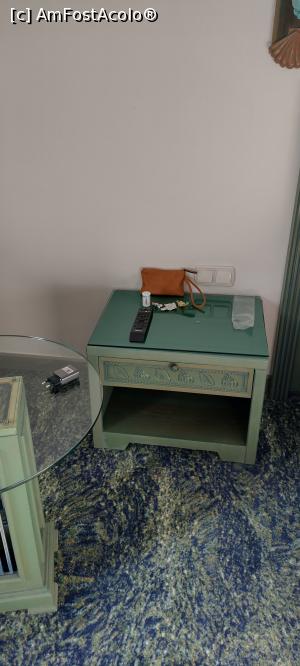 [P14] Camera Hotel Salmakis » foto by michaela_1961
 - 
<span class="allrVoted glyphicon glyphicon-heart hidden" id="av1324522"></span>
<a class="m-l-10 hidden" id="sv1324522" onclick="voting_Foto_DelVot(,1324522,8524)" role="button">șterge vot <span class="glyphicon glyphicon-remove"></span></a>
<a id="v91324522" class=" c-red"  onclick="voting_Foto_SetVot(1324522)" role="button"><span class="glyphicon glyphicon-heart-empty"></span> <b>LIKE</b> = Votează poza</a> <img class="hidden"  id="f1324522W9" src="/imagini/loader.gif" border="0" /><span class="AjErrMes hidden" id="e1324522ErM"></span>
