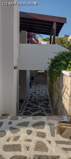 [P23] Alei Hotel Salmakis » foto by michaela_1961
 - 
<span class="allrVoted glyphicon glyphicon-heart hidden" id="av1324531"></span>
<a class="m-l-10 hidden" id="sv1324531" onclick="voting_Foto_DelVot(,1324531,8524)" role="button">șterge vot <span class="glyphicon glyphicon-remove"></span></a>
<a id="v91324531" class=" c-red"  onclick="voting_Foto_SetVot(1324531)" role="button"><span class="glyphicon glyphicon-heart-empty"></span> <b>LIKE</b> = Votează poza</a> <img class="hidden"  id="f1324531W9" src="/imagini/loader.gif" border="0" /><span class="AjErrMes hidden" id="e1324531ErM"></span>