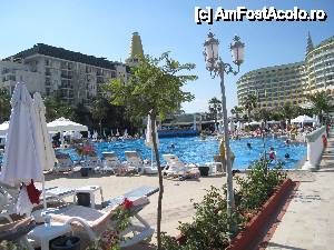 [P02] piscina pentru copii » foto by dandana
 - 
<span class="allrVoted glyphicon glyphicon-heart hidden" id="av432347"></span>
<a class="m-l-10 hidden" id="sv432347" onclick="voting_Foto_DelVot(,432347,8572)" role="button">șterge vot <span class="glyphicon glyphicon-remove"></span></a>
<a id="v9432347" class=" c-red"  onclick="voting_Foto_SetVot(432347)" role="button"><span class="glyphicon glyphicon-heart-empty"></span> <b>LIKE</b> = Votează poza</a> <img class="hidden"  id="f432347W9" src="/imagini/loader.gif" border="0" /><span class="AjErrMes hidden" id="e432347ErM"></span>