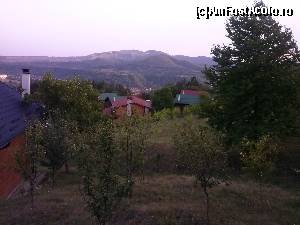 [P09] Tot satul de vacanță, puțin mai sus, lângă un loc de joacă pentru copii.  » foto by cristina.eu
 - 
<span class="allrVoted glyphicon glyphicon-heart hidden" id="av654572"></span>
<a class="m-l-10 hidden" id="sv654572" onclick="voting_Foto_DelVot(,654572,8589)" role="button">șterge vot <span class="glyphicon glyphicon-remove"></span></a>
<a id="v9654572" class=" c-red"  onclick="voting_Foto_SetVot(654572)" role="button"><span class="glyphicon glyphicon-heart-empty"></span> <b>LIKE</b> = Votează poza</a> <img class="hidden"  id="f654572W9" src="/imagini/loader.gif" border="0" /><span class="AjErrMes hidden" id="e654572ErM"></span>