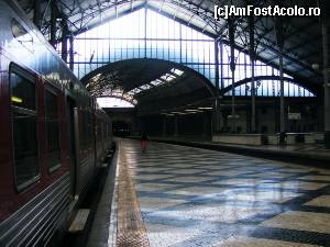 [P03] Gara Rossio - peron (nu-i așa că este curat?)  » foto by makuy*
 - 
<span class="allrVoted glyphicon glyphicon-heart hidden" id="av584432"></span>
<a class="m-l-10 hidden" id="sv584432" onclick="voting_Foto_DelVot(,584432,8613)" role="button">șterge vot <span class="glyphicon glyphicon-remove"></span></a>
<a id="v9584432" class=" c-red"  onclick="voting_Foto_SetVot(584432)" role="button"><span class="glyphicon glyphicon-heart-empty"></span> <b>LIKE</b> = Votează poza</a> <img class="hidden"  id="f584432W9" src="/imagini/loader.gif" border="0" /><span class="AjErrMes hidden" id="e584432ErM"></span>