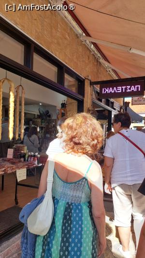 [P23] Omodos - satul turistic plin de tarabe » foto by Carmen Ion
 - 
<span class="allrVoted glyphicon glyphicon-heart hidden" id="av1475048"></span>
<a class="m-l-10 hidden" id="sv1475048" onclick="voting_Foto_DelVot(,1475048,8662)" role="button">șterge vot <span class="glyphicon glyphicon-remove"></span></a>
<a id="v91475048" class=" c-red"  onclick="voting_Foto_SetVot(1475048)" role="button"><span class="glyphicon glyphicon-heart-empty"></span> <b>LIKE</b> = Votează poza</a> <img class="hidden"  id="f1475048W9" src="/imagini/loader.gif" border="0" /><span class="AjErrMes hidden" id="e1475048ErM"></span>
