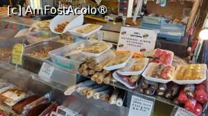 [P04] Magazine în Troodos Square » foto by Carmen Ion
 - 
<span class="allrVoted glyphicon glyphicon-heart hidden" id="av1475029"></span>
<a class="m-l-10 hidden" id="sv1475029" onclick="voting_Foto_DelVot(,1475029,8662)" role="button">șterge vot <span class="glyphicon glyphicon-remove"></span></a>
<a id="v91475029" class=" c-red"  onclick="voting_Foto_SetVot(1475029)" role="button"><span class="glyphicon glyphicon-heart-empty"></span> <b>LIKE</b> = Votează poza</a> <img class="hidden"  id="f1475029W9" src="/imagini/loader.gif" border="0" /><span class="AjErrMes hidden" id="e1475029ErM"></span>