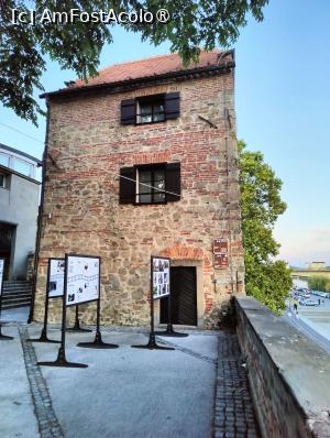 [P44] Vechiul turn evreiesc » foto by crismis
 - 
<span class="allrVoted glyphicon glyphicon-heart hidden" id="av1509408"></span>
<a class="m-l-10 hidden" id="sv1509408" onclick="voting_Foto_DelVot(,1509408,8677)" role="button">șterge vot <span class="glyphicon glyphicon-remove"></span></a>
<a id="v91509408" class=" c-red"  onclick="voting_Foto_SetVot(1509408)" role="button"><span class="glyphicon glyphicon-heart-empty"></span> <b>LIKE</b> = Votează poza</a> <img class="hidden"  id="f1509408W9" src="/imagini/loader.gif" border="0" /><span class="AjErrMes hidden" id="e1509408ErM"></span>