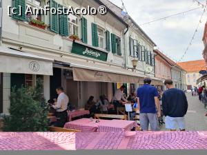 [P49] Restaurantul unde am mâncat » foto by crismis
 - 
<span class="allrVoted glyphicon glyphicon-heart hidden" id="av1509411"></span>
<a class="m-l-10 hidden" id="sv1509411" onclick="voting_Foto_DelVot(,1509411,8677)" role="button">șterge vot <span class="glyphicon glyphicon-remove"></span></a>
<a id="v91509411" class=" c-red"  onclick="voting_Foto_SetVot(1509411)" role="button"><span class="glyphicon glyphicon-heart-empty"></span> <b>LIKE</b> = Votează poza</a> <img class="hidden"  id="f1509411W9" src="/imagini/loader.gif" border="0" /><span class="AjErrMes hidden" id="e1509411ErM"></span>