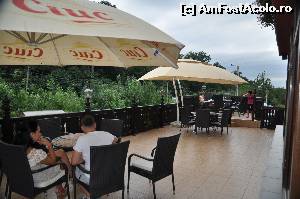 [P04] Terasa restaurantului » foto by Catzus
 - 
<span class="allrVoted glyphicon glyphicon-heart hidden" id="av543504"></span>
<a class="m-l-10 hidden" id="sv543504" onclick="voting_Foto_DelVot(,543504,8691)" role="button">șterge vot <span class="glyphicon glyphicon-remove"></span></a>
<a id="v9543504" class=" c-red"  onclick="voting_Foto_SetVot(543504)" role="button"><span class="glyphicon glyphicon-heart-empty"></span> <b>LIKE</b> = Votează poza</a> <img class="hidden"  id="f543504W9" src="/imagini/loader.gif" border="0" /><span class="AjErrMes hidden" id="e543504ErM"></span>