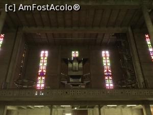 [P10] Biserica Sf Iosif - vitralii » foto by mishu
 - 
<span class="allrVoted glyphicon glyphicon-heart hidden" id="av1153658"></span>
<a class="m-l-10 hidden" id="sv1153658" onclick="voting_Foto_DelVot(,1153658,8726)" role="button">șterge vot <span class="glyphicon glyphicon-remove"></span></a>
<a id="v91153658" class=" c-red"  onclick="voting_Foto_SetVot(1153658)" role="button"><span class="glyphicon glyphicon-heart-empty"></span> <b>LIKE</b> = Votează poza</a> <img class="hidden"  id="f1153658W9" src="/imagini/loader.gif" border="0" /><span class="AjErrMes hidden" id="e1153658ErM"></span>