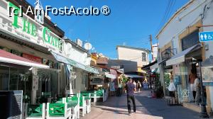[P22] Bazarul și cafeneaua cu terasă din zona turcă a străzii Ledra » foto by Carmen Ion
 - 
<span class="allrVoted glyphicon glyphicon-heart hidden" id="av1474892"></span>
<a class="m-l-10 hidden" id="sv1474892" onclick="voting_Foto_DelVot(,1474892,8732)" role="button">șterge vot <span class="glyphicon glyphicon-remove"></span></a>
<a id="v91474892" class=" c-red"  onclick="voting_Foto_SetVot(1474892)" role="button"><span class="glyphicon glyphicon-heart-empty"></span> <b>LIKE</b> = Votează poza</a> <img class="hidden"  id="f1474892W9" src="/imagini/loader.gif" border="0" /><span class="AjErrMes hidden" id="e1474892ErM"></span>