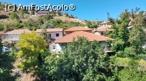 [P46] Satul Kakopetria fotografiat prin geamul din spatele terasei » foto by Carmen Ion
 - 
<span class="allrVoted glyphicon glyphicon-heart hidden" id="av1474916"></span>
<a class="m-l-10 hidden" id="sv1474916" onclick="voting_Foto_DelVot(,1474916,8732)" role="button">șterge vot <span class="glyphicon glyphicon-remove"></span></a>
<a id="v91474916" class=" c-red"  onclick="voting_Foto_SetVot(1474916)" role="button"><span class="glyphicon glyphicon-heart-empty"></span> <b>LIKE</b> = Votează poza</a> <img class="hidden"  id="f1474916W9" src="/imagini/loader.gif" border="0" /><span class="AjErrMes hidden" id="e1474916ErM"></span>