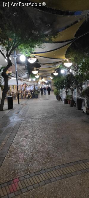 [P31] Strada Ledra din Nicosia » foto by ilee
 - 
<span class="allrVoted glyphicon glyphicon-heart hidden" id="av1466174"></span>
<a class="m-l-10 hidden" id="sv1466174" onclick="voting_Foto_DelVot(,1466174,8732)" role="button">șterge vot <span class="glyphicon glyphicon-remove"></span></a>
<a id="v91466174" class=" c-red"  onclick="voting_Foto_SetVot(1466174)" role="button"><span class="glyphicon glyphicon-heart-empty"></span> <b>LIKE</b> = Votează poza</a> <img class="hidden"  id="f1466174W9" src="/imagini/loader.gif" border="0" /><span class="AjErrMes hidden" id="e1466174ErM"></span>