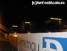 [P14] cele 3 hoteluri vazute din strada » foto by bogdan 75
 - 
<span class="allrVoted glyphicon glyphicon-heart hidden" id="av321552"></span>
<a class="m-l-10 hidden" id="sv321552" onclick="voting_Foto_DelVot(,321552,8744)" role="button">șterge vot <span class="glyphicon glyphicon-remove"></span></a>
<a id="v9321552" class=" c-red"  onclick="voting_Foto_SetVot(321552)" role="button"><span class="glyphicon glyphicon-heart-empty"></span> <b>LIKE</b> = Votează poza</a> <img class="hidden"  id="f321552W9" src="/imagini/loader.gif" border="0" /><span class="AjErrMes hidden" id="e321552ErM"></span>