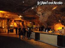 [P01] Caves de Balilly / Magazinul de vinuri de la intrarea in mina » foto by Ioana_cj
 - 
<span class="allrVoted glyphicon glyphicon-heart hidden" id="av193374"></span>
<a class="m-l-10 hidden" id="sv193374" onclick="voting_Foto_DelVot(,193374,8751)" role="button">șterge vot <span class="glyphicon glyphicon-remove"></span></a>
<a id="v9193374" class=" c-red"  onclick="voting_Foto_SetVot(193374)" role="button"><span class="glyphicon glyphicon-heart-empty"></span> <b>LIKE</b> = Votează poza</a> <img class="hidden"  id="f193374W9" src="/imagini/loader.gif" border="0" /><span class="AjErrMes hidden" id="e193374ErM"></span>