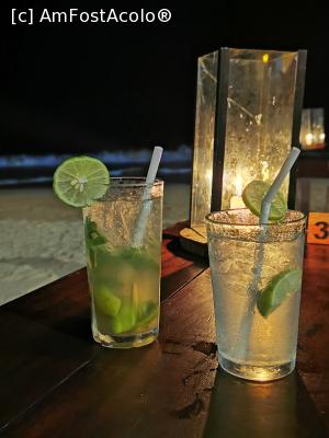 [P79] La un cocktail » foto by cata2106
 - 
<span class="allrVoted glyphicon glyphicon-heart hidden" id="av1286599"></span>
<a class="m-l-10 hidden" id="sv1286599" onclick="voting_Foto_DelVot(,1286599,8783)" role="button">șterge vot <span class="glyphicon glyphicon-remove"></span></a>
<a id="v91286599" class=" c-red"  onclick="voting_Foto_SetVot(1286599)" role="button"><span class="glyphicon glyphicon-heart-empty"></span> <b>LIKE</b> = Votează poza</a> <img class="hidden"  id="f1286599W9" src="/imagini/loader.gif" border="0" /><span class="AjErrMes hidden" id="e1286599ErM"></span>