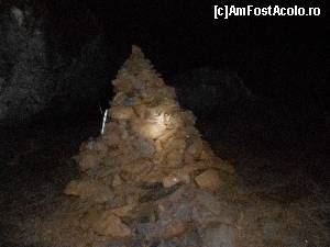 [P16] o piramida din pietre puse unele peste altele » foto by buterfly*
 - 
<span class="allrVoted glyphicon glyphicon-heart hidden" id="av577139"></span>
<a class="m-l-10 hidden" id="sv577139" onclick="voting_Foto_DelVot(,577139,8786)" role="button">șterge vot <span class="glyphicon glyphicon-remove"></span></a>
<a id="v9577139" class=" c-red"  onclick="voting_Foto_SetVot(577139)" role="button"><span class="glyphicon glyphicon-heart-empty"></span> <b>LIKE</b> = Votează poza</a> <img class="hidden"  id="f577139W9" src="/imagini/loader.gif" border="0" /><span class="AjErrMes hidden" id="e577139ErM"></span>