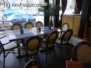 [P04] Am intrat în restaurant; erau câteva mese libere lângă ușă, însă am preferat să mai avansăm.  » foto by Floryn81
 - 
<span class="allrVoted glyphicon glyphicon-heart hidden" id="av818706"></span>
<a class="m-l-10 hidden" id="sv818706" onclick="voting_Foto_DelVot(,818706,8790)" role="button">șterge vot <span class="glyphicon glyphicon-remove"></span></a>
<a id="v9818706" class=" c-red"  onclick="voting_Foto_SetVot(818706)" role="button"><span class="glyphicon glyphicon-heart-empty"></span> <b>LIKE</b> = Votează poza</a> <img class="hidden"  id="f818706W9" src="/imagini/loader.gif" border="0" /><span class="AjErrMes hidden" id="e818706ErM"></span>