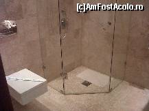 [P04] dusul si toaleta totul foarte curat » foto by criva
 - 
<span class="allrVoted glyphicon glyphicon-heart hidden" id="av197127"></span>
<a class="m-l-10 hidden" id="sv197127" onclick="voting_Foto_DelVot(,197127,8835)" role="button">șterge vot <span class="glyphicon glyphicon-remove"></span></a>
<a id="v9197127" class=" c-red"  onclick="voting_Foto_SetVot(197127)" role="button"><span class="glyphicon glyphicon-heart-empty"></span> <b>LIKE</b> = Votează poza</a> <img class="hidden"  id="f197127W9" src="/imagini/loader.gif" border="0" /><span class="AjErrMes hidden" id="e197127ErM"></span>