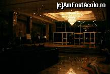 [P10] Holul de intrare la hotel. » foto by velker tiberiu
 - 
<span class="allrVoted glyphicon glyphicon-heart hidden" id="av197460"></span>
<a class="m-l-10 hidden" id="sv197460" onclick="voting_Foto_DelVot(,197460,8850)" role="button">șterge vot <span class="glyphicon glyphicon-remove"></span></a>
<a id="v9197460" class=" c-red"  onclick="voting_Foto_SetVot(197460)" role="button"><span class="glyphicon glyphicon-heart-empty"></span> <b>LIKE</b> = Votează poza</a> <img class="hidden"  id="f197460W9" src="/imagini/loader.gif" border="0" /><span class="AjErrMes hidden" id="e197460ErM"></span>