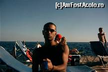 [P07] Animatorul si prietenul nostru Mohamed din Port Said. » foto by velker tiberiu
 - 
<span class="allrVoted glyphicon glyphicon-heart hidden" id="av197457"></span>
<a class="m-l-10 hidden" id="sv197457" onclick="voting_Foto_DelVot(,197457,8850)" role="button">șterge vot <span class="glyphicon glyphicon-remove"></span></a>
<a id="v9197457" class=" c-red"  onclick="voting_Foto_SetVot(197457)" role="button"><span class="glyphicon glyphicon-heart-empty"></span> <b>LIKE</b> = Votează poza</a> <img class="hidden"  id="f197457W9" src="/imagini/loader.gif" border="0" /><span class="AjErrMes hidden" id="e197457ErM"></span>