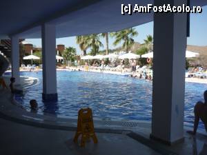 [P01] vedere piscina » foto by goroco
 - 
<span class="allrVoted glyphicon glyphicon-heart hidden" id="av357730"></span>
<a class="m-l-10 hidden" id="sv357730" onclick="voting_Foto_DelVot(,357730,8879)" role="button">șterge vot <span class="glyphicon glyphicon-remove"></span></a>
<a id="v9357730" class=" c-red"  onclick="voting_Foto_SetVot(357730)" role="button"><span class="glyphicon glyphicon-heart-empty"></span> <b>LIKE</b> = Votează poza</a> <img class="hidden"  id="f357730W9" src="/imagini/loader.gif" border="0" /><span class="AjErrMes hidden" id="e357730ErM"></span>