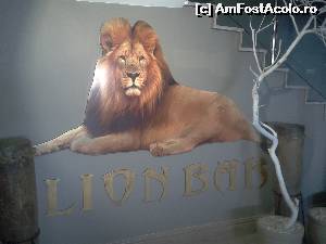 [P04] Aslani bar (lion bar). Aici sunt mesele de biliard.  » foto by tommy1974
 - 
<span class="allrVoted glyphicon glyphicon-heart hidden" id="av526161"></span>
<a class="m-l-10 hidden" id="sv526161" onclick="voting_Foto_DelVot(,526161,8879)" role="button">șterge vot <span class="glyphicon glyphicon-remove"></span></a>
<a id="v9526161" class=" c-red"  onclick="voting_Foto_SetVot(526161)" role="button"><span class="glyphicon glyphicon-heart-empty"></span> <b>LIKE</b> = Votează poza</a> <img class="hidden"  id="f526161W9" src="/imagini/loader.gif" border="0" /><span class="AjErrMes hidden" id="e526161ErM"></span>