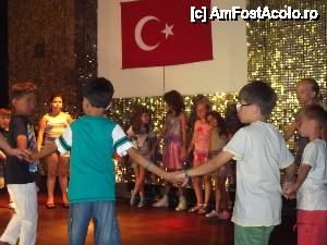 [P03] kids entertaiment...  » foto by marie*
 - 
<span class="allrVoted glyphicon glyphicon-heart hidden" id="av457475"></span>
<a class="m-l-10 hidden" id="sv457475" onclick="voting_Foto_DelVot(,457475,8879)" role="button">șterge vot <span class="glyphicon glyphicon-remove"></span></a>
<a id="v9457475" class=" c-red"  onclick="voting_Foto_SetVot(457475)" role="button"><span class="glyphicon glyphicon-heart-empty"></span> <b>LIKE</b> = Votează poza</a> <img class="hidden"  id="f457475W9" src="/imagini/loader.gif" border="0" /><span class="AjErrMes hidden" id="e457475ErM"></span>
