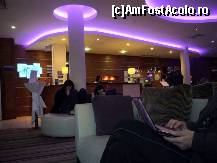 [P11] Holiday Inn Express Newbury Park London Hotel - recepţia, barul » foto by Dragoș_MD
 - 
<span class="allrVoted glyphicon glyphicon-heart hidden" id="av200590"></span>
<a class="m-l-10 hidden" id="sv200590" onclick="voting_Foto_DelVot(,200590,8889)" role="button">șterge vot <span class="glyphicon glyphicon-remove"></span></a>
<a id="v9200590" class=" c-red"  onclick="voting_Foto_SetVot(200590)" role="button"><span class="glyphicon glyphicon-heart-empty"></span> <b>LIKE</b> = Votează poza</a> <img class="hidden"  id="f200590W9" src="/imagini/loader.gif" border="0" /><span class="AjErrMes hidden" id="e200590ErM"></span>
