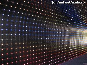 [P14] Tunelul de leduri, Gardaland - Italia » foto by vlado2
 - 
<span class="allrVoted glyphicon glyphicon-heart hidden" id="av547282"></span>
<a class="m-l-10 hidden" id="sv547282" onclick="voting_Foto_DelVot(,547282,8903)" role="button">șterge vot <span class="glyphicon glyphicon-remove"></span></a>
<a id="v9547282" class=" c-red"  onclick="voting_Foto_SetVot(547282)" role="button"><span class="glyphicon glyphicon-heart-empty"></span> <b>LIKE</b> = Votează poza</a> <img class="hidden"  id="f547282W9" src="/imagini/loader.gif" border="0" /><span class="AjErrMes hidden" id="e547282ErM"></span>