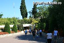 [P01] Intrarea in parc, pana in zona caselor de bilete » foto by santana*
 - 
<span class="allrVoted glyphicon glyphicon-heart hidden" id="av156705"></span>
<a class="m-l-10 hidden" id="sv156705" onclick="voting_Foto_DelVot(,156705,8903)" role="button">șterge vot <span class="glyphicon glyphicon-remove"></span></a>
<a id="v9156705" class=" c-red"  onclick="voting_Foto_SetVot(156705)" role="button"><span class="glyphicon glyphicon-heart-empty"></span> <b>LIKE</b> = Votează poza</a> <img class="hidden"  id="f156705W9" src="/imagini/loader.gif" border="0" /><span class="AjErrMes hidden" id="e156705ErM"></span>