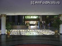 [P16] Holiday Park Resort Alanya - interior hotel, in dreapta e receptia » foto by biancuta
 - 
<span class="allrVoted glyphicon glyphicon-heart hidden" id="av207658"></span>
<a class="m-l-10 hidden" id="sv207658" onclick="voting_Foto_DelVot(,207658,8918)" role="button">șterge vot <span class="glyphicon glyphicon-remove"></span></a>
<a id="v9207658" class=" c-red"  onclick="voting_Foto_SetVot(207658)" role="button"><span class="glyphicon glyphicon-heart-empty"></span> <b>LIKE</b> = Votează poza</a> <img class="hidden"  id="f207658W9" src="/imagini/loader.gif" border="0" /><span class="AjErrMes hidden" id="e207658ErM"></span>