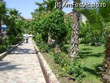 [P33] Holiday Park Resort Alanya - aleea care duce la plaja » foto by biancuta
 - 
<span class="allrVoted glyphicon glyphicon-heart hidden" id="av207680"></span>
<a class="m-l-10 hidden" id="sv207680" onclick="voting_Foto_DelVot(,207680,8918)" role="button">șterge vot <span class="glyphicon glyphicon-remove"></span></a>
<a id="v9207680" class=" c-red"  onclick="voting_Foto_SetVot(207680)" role="button"><span class="glyphicon glyphicon-heart-empty"></span> <b>LIKE</b> = Votează poza</a> <img class="hidden"  id="f207680W9" src="/imagini/loader.gif" border="0" /><span class="AjErrMes hidden" id="e207680ErM"></span>