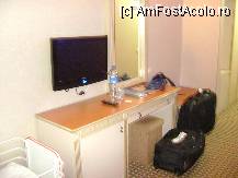 [P06] Holiday Park Resort Alanya - interior camera » foto by biancuta
 - 
<span class="allrVoted glyphicon glyphicon-heart hidden" id="av207648"></span>
<a class="m-l-10 hidden" id="sv207648" onclick="voting_Foto_DelVot(,207648,8918)" role="button">șterge vot <span class="glyphicon glyphicon-remove"></span></a>
<a id="v9207648" class=" c-red"  onclick="voting_Foto_SetVot(207648)" role="button"><span class="glyphicon glyphicon-heart-empty"></span> <b>LIKE</b> = Votează poza</a> <img class="hidden"  id="f207648W9" src="/imagini/loader.gif" border="0" /><span class="AjErrMes hidden" id="e207648ErM"></span>