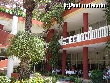 [P16] Holiday Park Resort - colt din restaurant, in exterior » foto by magdalena
 - 
<span class="allrVoted glyphicon glyphicon-heart hidden" id="av200311"></span>
<a class="m-l-10 hidden" id="sv200311" onclick="voting_Foto_DelVot(,200311,8918)" role="button">șterge vot <span class="glyphicon glyphicon-remove"></span></a>
<a id="v9200311" class=" c-red"  onclick="voting_Foto_SetVot(200311)" role="button"><span class="glyphicon glyphicon-heart-empty"></span> <b>LIKE</b> = Votează poza</a> <img class="hidden"  id="f200311W9" src="/imagini/loader.gif" border="0" /><span class="AjErrMes hidden" id="e200311ErM"></span>