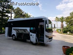 [P02] Cu asta am facut transferul la hotel » foto by Nicu
 - 
<span class="allrVoted glyphicon glyphicon-heart hidden" id="av1237200"></span>
<a class="m-l-10 hidden" id="sv1237200" onclick="voting_Foto_DelVot(,1237200,8928)" role="button">șterge vot <span class="glyphicon glyphicon-remove"></span></a>
<a id="v91237200" class=" c-red"  onclick="voting_Foto_SetVot(1237200)" role="button"><span class="glyphicon glyphicon-heart-empty"></span> <b>LIKE</b> = Votează poza</a> <img class="hidden"  id="f1237200W9" src="/imagini/loader.gif" border="0" /><span class="AjErrMes hidden" id="e1237200ErM"></span>