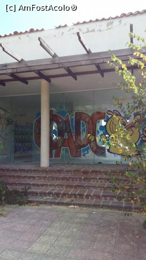 [P27] restaurant abandonat in drum catre plaja » foto by florinux
 - 
<span class="allrVoted glyphicon glyphicon-heart hidden" id="av786244"></span>
<a class="m-l-10 hidden" id="sv786244" onclick="voting_Foto_DelVot(,786244,8948)" role="button">șterge vot <span class="glyphicon glyphicon-remove"></span></a>
<a id="v9786244" class=" c-red"  onclick="voting_Foto_SetVot(786244)" role="button"><span class="glyphicon glyphicon-heart-empty"></span> <b>LIKE</b> = Votează poza</a> <img class="hidden"  id="f786244W9" src="/imagini/loader.gif" border="0" /><span class="AjErrMes hidden" id="e786244ErM"></span>