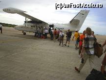 [P50] imbarcarea in miniavion » foto by travoice
 - 
<span class="allrVoted glyphicon glyphicon-heart hidden" id="av202495"></span>
<a class="m-l-10 hidden" id="sv202495" onclick="voting_Foto_DelVot(,202495,8958)" role="button">șterge vot <span class="glyphicon glyphicon-remove"></span></a>
<a id="v9202495" class=" c-red"  onclick="voting_Foto_SetVot(202495)" role="button"><span class="glyphicon glyphicon-heart-empty"></span> <b>LIKE</b> = Votează poza</a> <img class="hidden"  id="f202495W9" src="/imagini/loader.gif" border="0" /><span class="AjErrMes hidden" id="e202495ErM"></span>