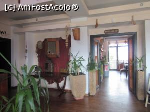 [P31] O ultimă privire &icirc;n hol » foto by Michi
 - 
<span class="allrVoted glyphicon glyphicon-heart hidden" id="av1224399"></span>
<a class="m-l-10 hidden" id="sv1224399" onclick="voting_Foto_DelVot(,1224399,8964)" role="button">șterge vot <span class="glyphicon glyphicon-remove"></span></a>
<a id="v91224399" class=" c-red"  onclick="voting_Foto_SetVot(1224399)" role="button"><span class="glyphicon glyphicon-heart-empty"></span> <b>LIKE</b> = Votează poza</a> <img class="hidden"  id="f1224399W9" src="/imagini/loader.gif" border="0" /><span class="AjErrMes hidden" id="e1224399ErM"></span>