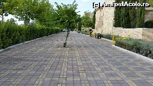 [P17] Locuri de parcare câte vreți » foto by mauricius*
 - 
<span class="allrVoted glyphicon glyphicon-heart hidden" id="av639316"></span>
<a class="m-l-10 hidden" id="sv639316" onclick="voting_Foto_DelVot(,639316,9009)" role="button">șterge vot <span class="glyphicon glyphicon-remove"></span></a>
<a id="v9639316" class=" c-red"  onclick="voting_Foto_SetVot(639316)" role="button"><span class="glyphicon glyphicon-heart-empty"></span> <b>LIKE</b> = Votează poza</a> <img class="hidden"  id="f639316W9" src="/imagini/loader.gif" border="0" /><span class="AjErrMes hidden" id="e639316ErM"></span>