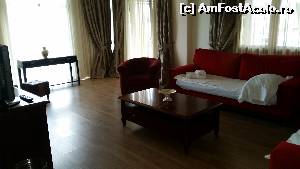 [P04] Livingul (partea 1) » foto by mauricius*
 - 
<span class="allrVoted glyphicon glyphicon-heart hidden" id="av639271"></span>
<a class="m-l-10 hidden" id="sv639271" onclick="voting_Foto_DelVot(,639271,9009)" role="button">șterge vot <span class="glyphicon glyphicon-remove"></span></a>
<a id="v9639271" class=" c-red"  onclick="voting_Foto_SetVot(639271)" role="button"><span class="glyphicon glyphicon-heart-empty"></span> <b>LIKE</b> = Votează poza</a> <img class="hidden"  id="f639271W9" src="/imagini/loader.gif" border="0" /><span class="AjErrMes hidden" id="e639271ErM"></span>