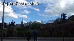[P03] Princes Street și unul din semafoarele foarte utile pentru turiști » foto by diacrys*
 - 
<span class="allrVoted glyphicon glyphicon-heart hidden" id="av1108722"></span>
<a class="m-l-10 hidden" id="sv1108722" onclick="voting_Foto_DelVot(,1108722,9014)" role="button">șterge vot <span class="glyphicon glyphicon-remove"></span></a>
<a id="v91108722" class=" c-red"  onclick="voting_Foto_SetVot(1108722)" role="button"><span class="glyphicon glyphicon-heart-empty"></span> <b>LIKE</b> = Votează poza</a> <img class="hidden"  id="f1108722W9" src="/imagini/loader.gif" border="0" /><span class="AjErrMes hidden" id="e1108722ErM"></span>