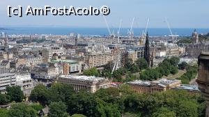 [P36] Panorama spre Firth of Forth. In fata se vede Princess street, Royal Scottish Academy, Scott Monument iar in dreapta in plan indepartat National Monument si Nelson Monument pe Calton Hill.  » foto by gregorio
 - 
<span class="allrVoted glyphicon glyphicon-heart hidden" id="av1001233"></span>
<a class="m-l-10 hidden" id="sv1001233" onclick="voting_Foto_DelVot(,1001233,9014)" role="button">șterge vot <span class="glyphicon glyphicon-remove"></span></a>
<a id="v91001233" class=" c-red"  onclick="voting_Foto_SetVot(1001233)" role="button"><span class="glyphicon glyphicon-heart-empty"></span> <b>LIKE</b> = Votează poza</a> <img class="hidden"  id="f1001233W9" src="/imagini/loader.gif" border="0" /><span class="AjErrMes hidden" id="e1001233ErM"></span>