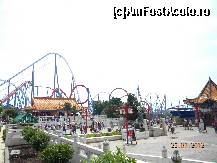 [P13] zona China cu Shamhala si Dragon Khan in plan indepartat » foto by bitnic
 - 
<span class="allrVoted glyphicon glyphicon-heart hidden" id="av348234"></span>
<a class="m-l-10 hidden" id="sv348234" onclick="voting_Foto_DelVot(,348234,9107)" role="button">șterge vot <span class="glyphicon glyphicon-remove"></span></a>
<a id="v9348234" class=" c-red"  onclick="voting_Foto_SetVot(348234)" role="button"><span class="glyphicon glyphicon-heart-empty"></span> <b>LIKE</b> = Votează poza</a> <img class="hidden"  id="f348234W9" src="/imagini/loader.gif" border="0" /><span class="AjErrMes hidden" id="e348234ErM"></span>