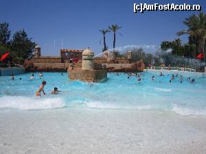 [P09] El Triangulo de Las Bermudes – piscina cu valuri » foto by cdiana
 - 
<span class="allrVoted glyphicon glyphicon-heart hidden" id="av532224"></span>
<a class="m-l-10 hidden" id="sv532224" onclick="voting_Foto_DelVot(,532224,9107)" role="button">șterge vot <span class="glyphicon glyphicon-remove"></span></a>
<a id="v9532224" class=" c-red"  onclick="voting_Foto_SetVot(532224)" role="button"><span class="glyphicon glyphicon-heart-empty"></span> <b>LIKE</b> = Votează poza</a> <img class="hidden"  id="f532224W9" src="/imagini/loader.gif" border="0" /><span class="AjErrMes hidden" id="e532224ErM"></span>